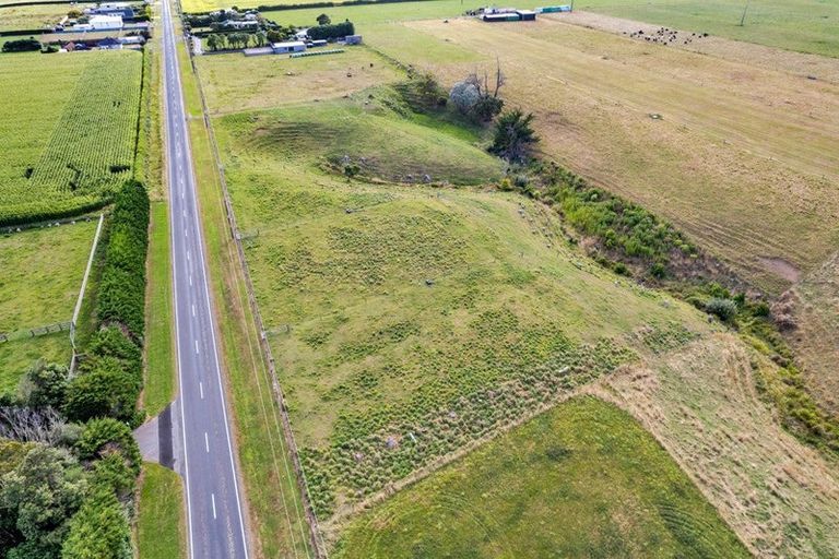Photo of property in 242 Tawhiti Road, Hawera, 4672