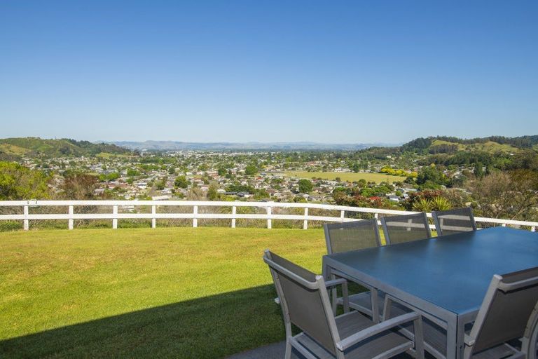 Photo of property in 153 Wheatstone Road, Wainui, Gisborne, 4073