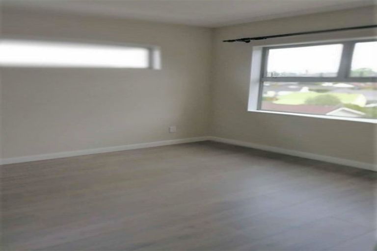 Photo of property in 61 Moore Street, Howick, Auckland, 2014
