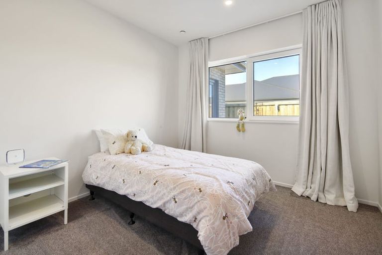 Photo of property in 2 Benn Street, Amberley, 7481