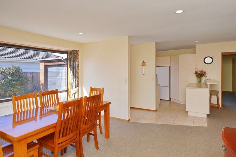 Photo of property in 82 Middleton Road, Upper Riccarton, Christchurch, 8041