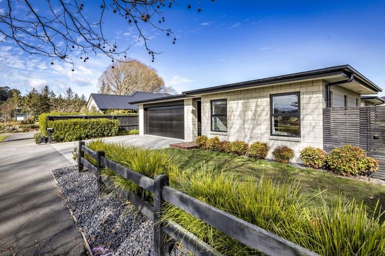 Photo of property in 54 Provincial Road, Halswell, Christchurch, 8025