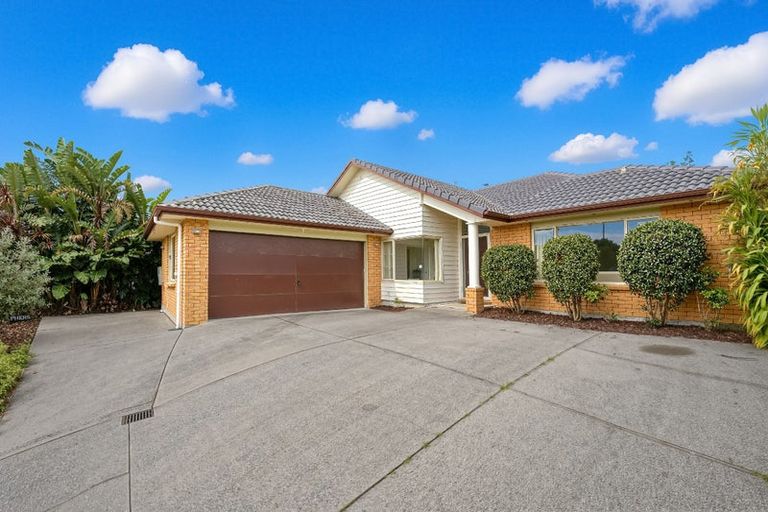 Photo of property in 24 Sapperton Drive, Henderson, Auckland, 0612