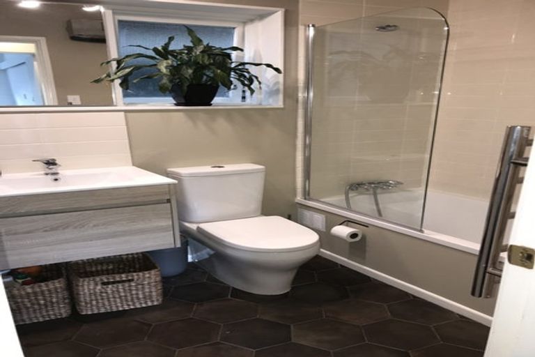 Photo of property in 116f3 Mairangi Road, Wilton, Wellington, 6012
