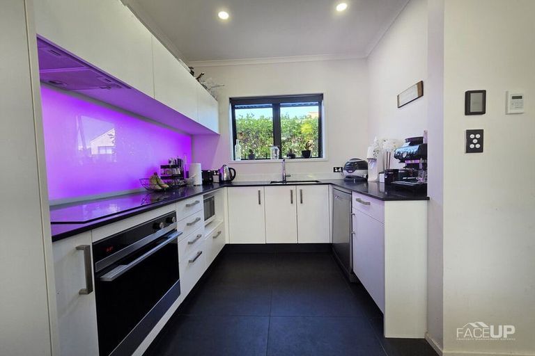 Photo of property in 10 Saltmarsh Road, Hobsonville, Auckland, 0616