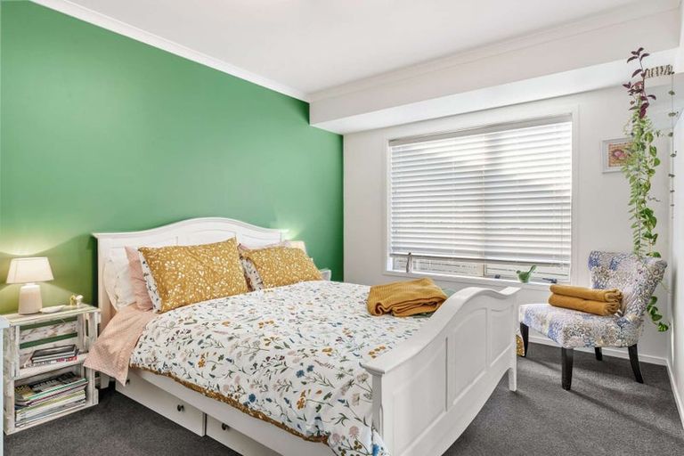 Photo of property in 82 Omana Avenue, Shelly Beach, Helensville, 0874