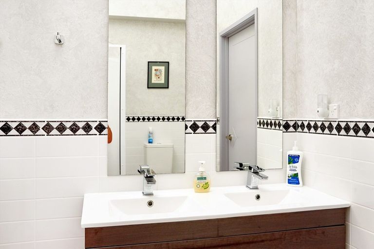 Photo of property in 5 Hurinui Avenue, Whakatane, 3120