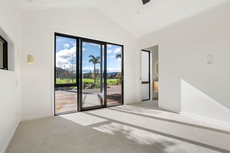 Photo of property in 20 Titoki Lane, Whangamata, 3691