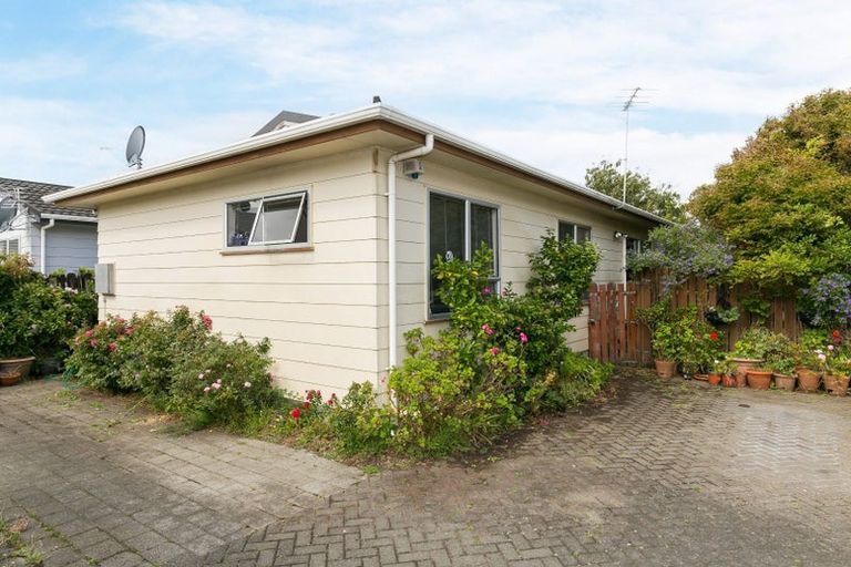 Photo of property in 24a Plunket Avenue, Petone, Lower Hutt, 5012