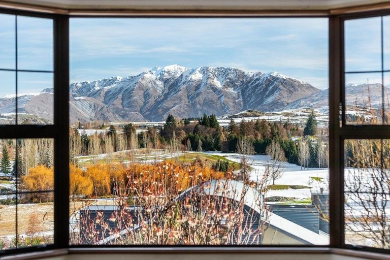 Photo of property in 22 Fox's Terrace, Arrowtown, 9302