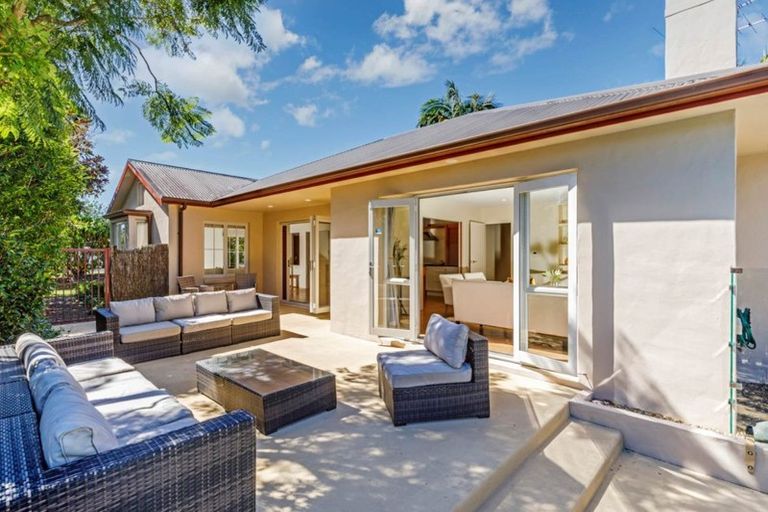 Photo of property in 10 Landing Drive, Albany, Auckland, 0632