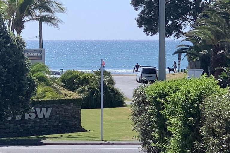 Photo of property in 2/432 Hibiscus Coast Highway, Orewa, 0931