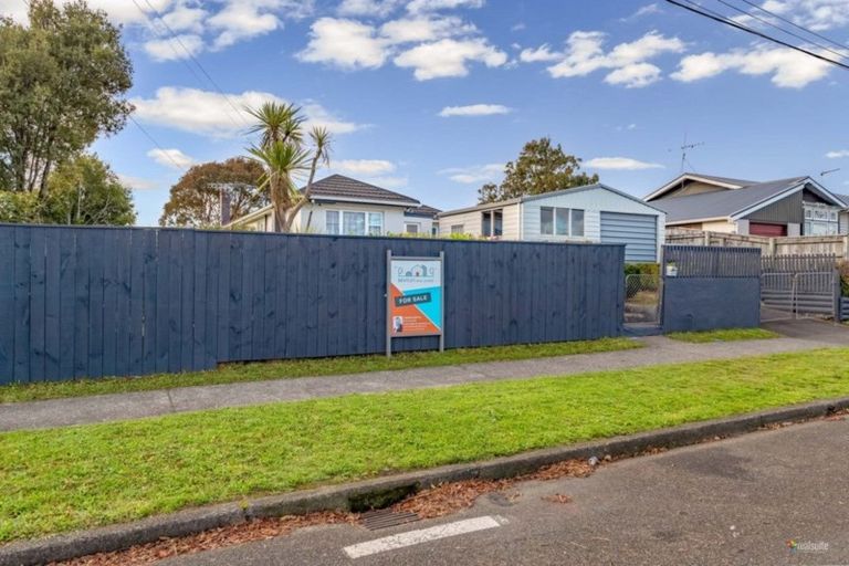 Photo of property in 10 Merton Street, Trentham, Upper Hutt, 5018