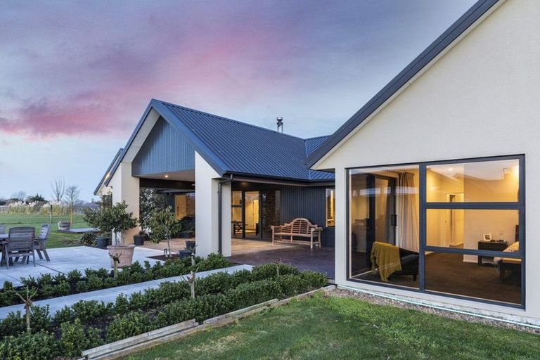 Photo of property in 25 Hallfield Drive, Ohoka, Kaiapoi, 7692