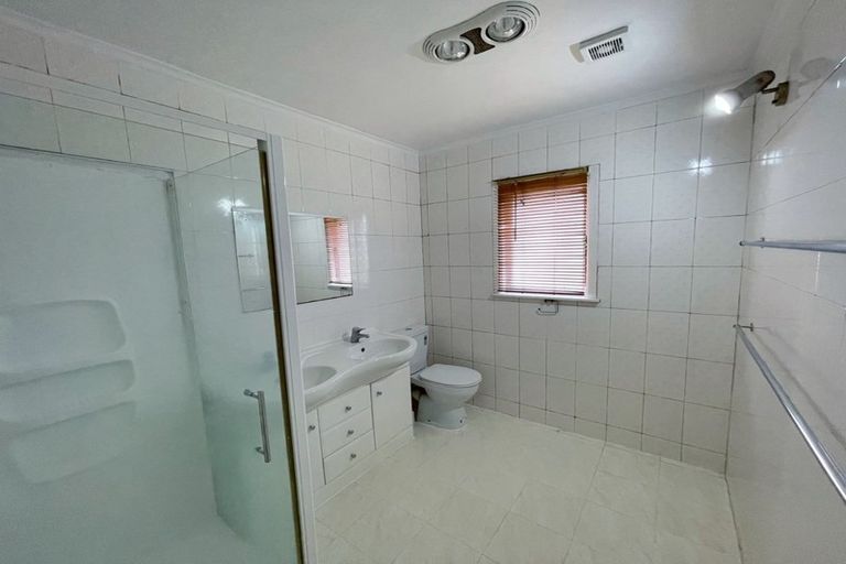 Photo of property in 20 Copley Street, New Lynn, Auckland, 0600