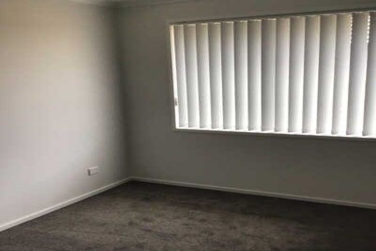 Photo of property in 13 Parton Road, Pukekohe, 2120