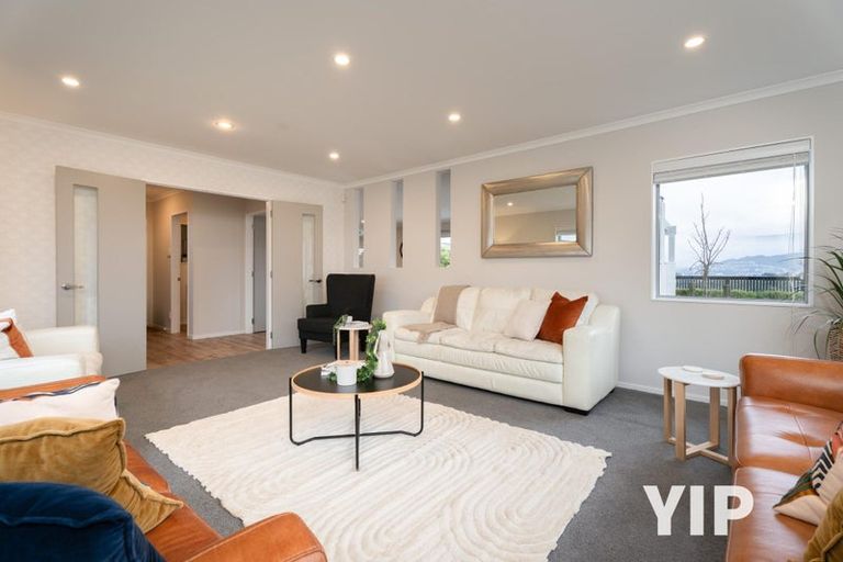 Photo of property in 16 Havana Rise, Grenada Village, Wellington, 6037