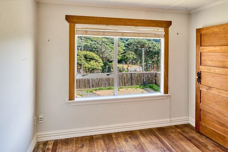 Photo of property in 5 Takutai Road, Pukerua Bay, 5026