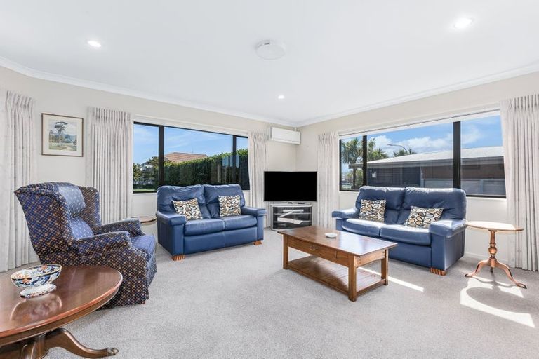 Photo of property in 57 Navigation Drive, Whitby, Porirua, 5024