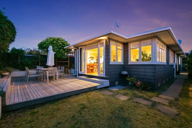 Photo of property in 13 Clyde Street, Mount Maunganui, 3116