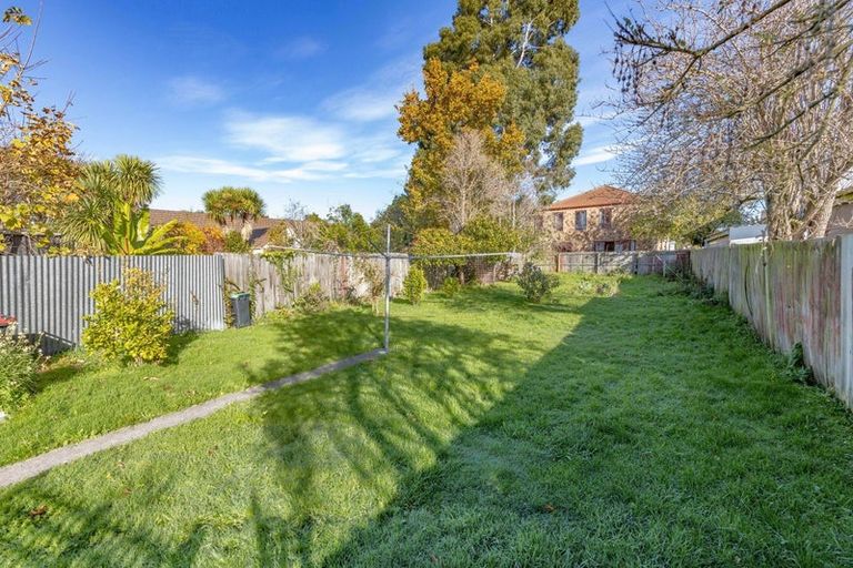 Photo of property in 15 Balgay Street, Upper Riccarton, Christchurch, 8041