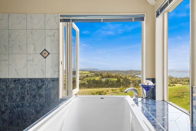 Photo of property in 98 Magnolia Tree Way, Kerikeri, 0294