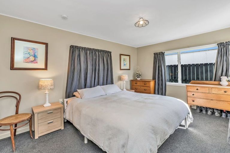 Photo of property in 35 Leeston And Lake Road, Leeston, 7632