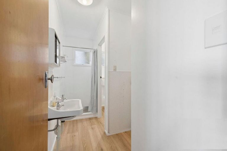 Photo of property in 12/52 Leighton Avenue, Waiwhetu, Lower Hutt, 5010