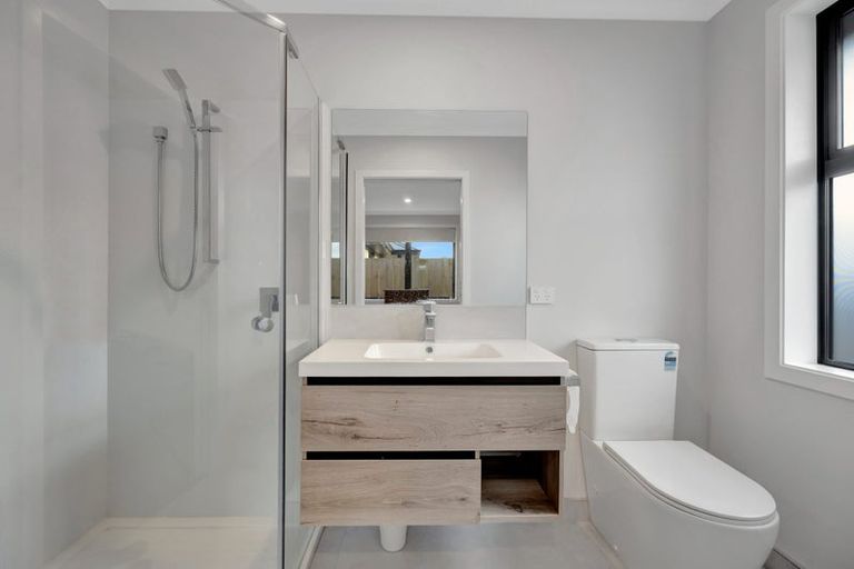 Photo of property in 2u2 Grange Avenue, Nawton, Hamilton, 3200