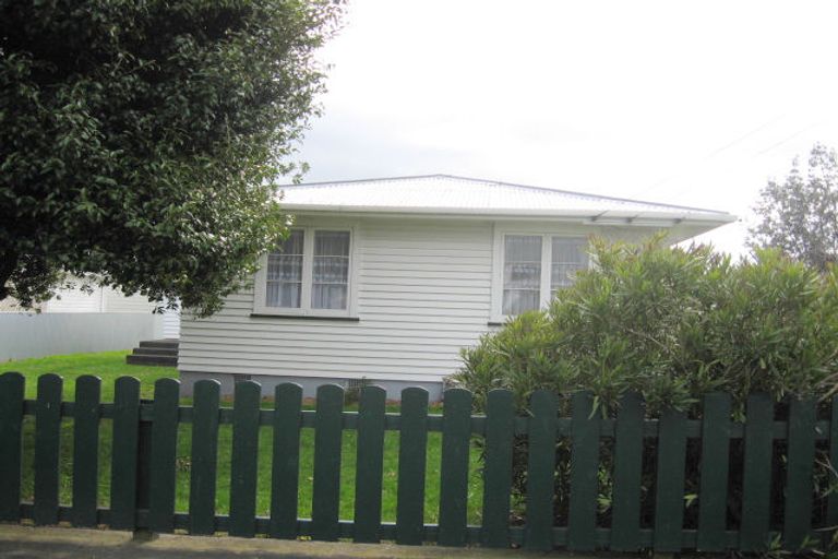 Photo of property in 31 Liverpool Street, Levin, 5510