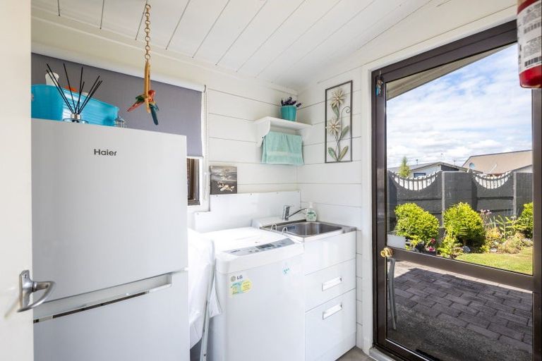 Photo of property in 3 Ngarue Place, Waitara, 4320