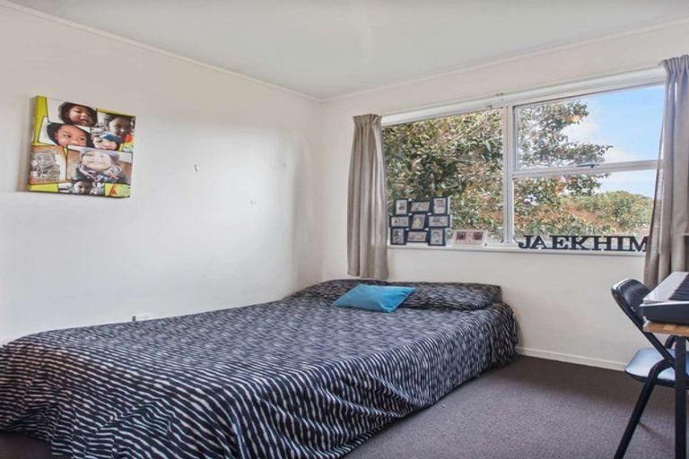 Photo of property in 1 Elmwood Place, Manurewa, Auckland, 2102
