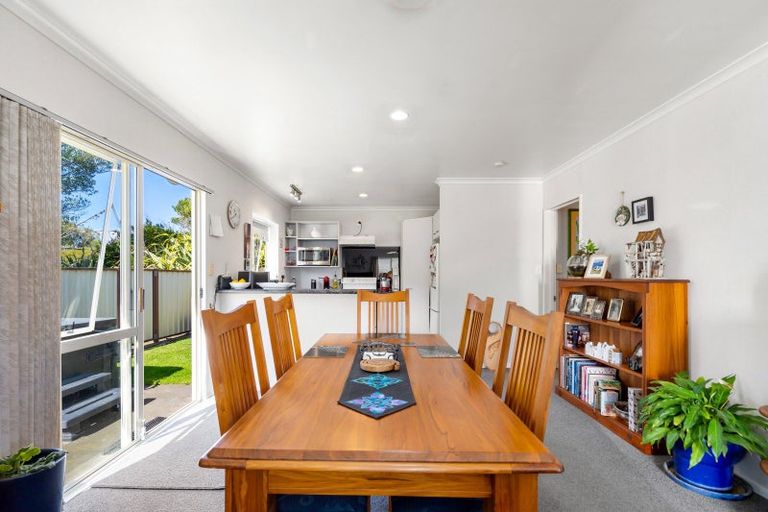 Photo of property in 2/166 Guppy Road, Taradale, Napier, 4112