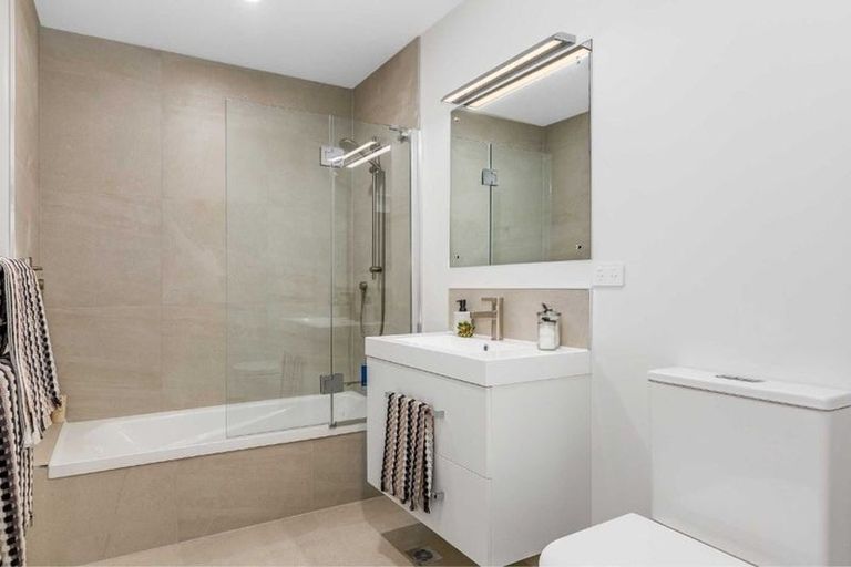 Photo of property in 45 Oakum Road, Whitby, Porirua, 5024