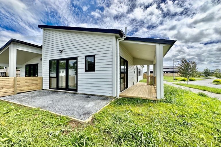 Photo of property in 12a Ahunga Road, Karaka, Papakura, 2113