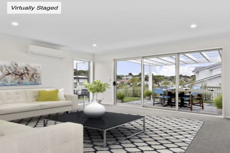 Photo of property in 97 Granville Drive, Massey, Auckland, 0614