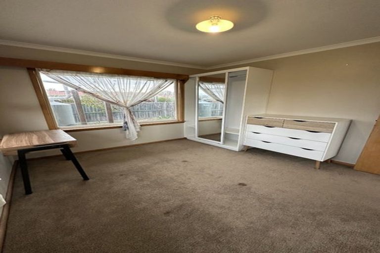 Photo of property in 19 Aileen Place, Upper Riccarton, Christchurch, 8041