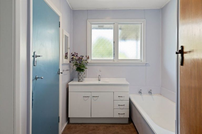 Photo of property in 10 Mclaughlins Road, Darfield, 7510