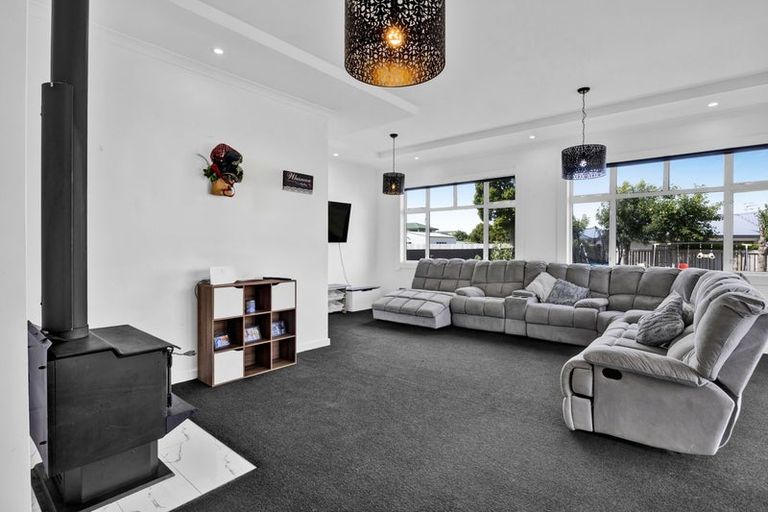 Photo of property in 21 Maire Street, Hawera, 4610