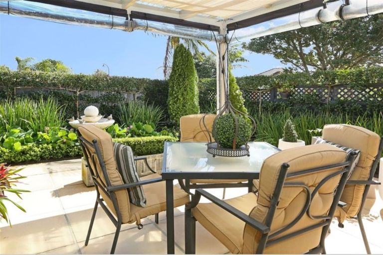 Photo of property in 34 Espalier Drive, Henderson, Auckland, 0612