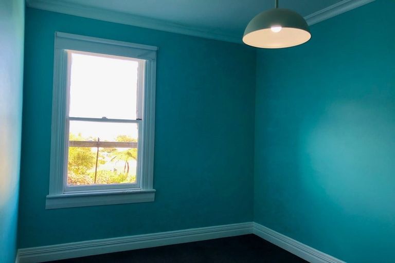 Photo of property in 86 Todman Street, Brooklyn, Wellington, 6021