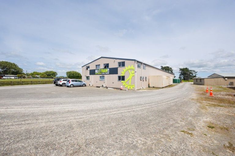 Photo of property in 8 Green Road, Matakana, Warkworth, 0985