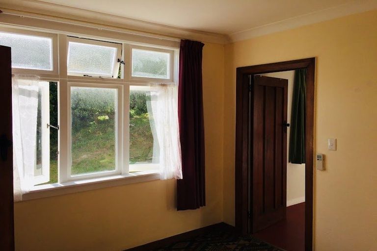 Photo of property in 1/9 Busaco Road, Hataitai, Wellington, 6021