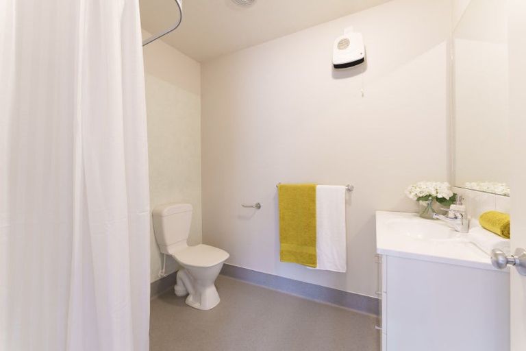 Photo of property in 22 Hei Hei Road, Hei Hei, Christchurch, 8042