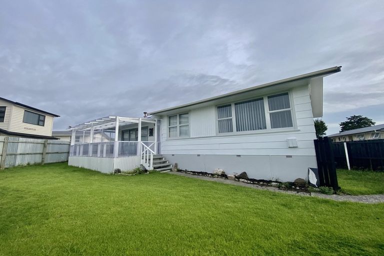 Photo of property in 1/15 Garth Place, Manurewa, Auckland, 2102