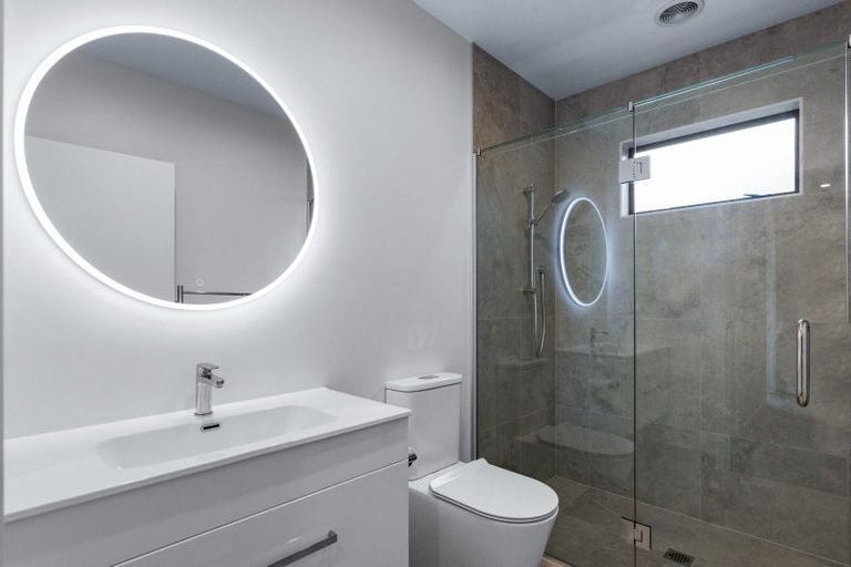 Photo of property in 23 Cassin Place, Taradale, 4112