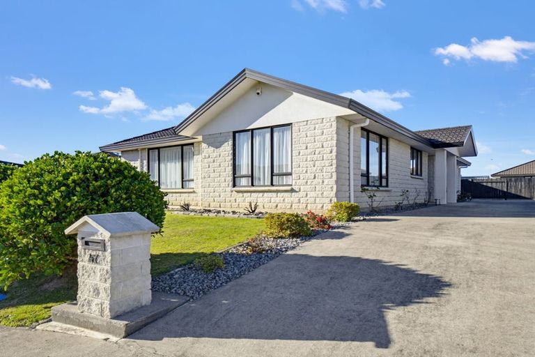 Photo of property in 47 Meridian Grove, Kelvin Grove, Palmerston North, 4414