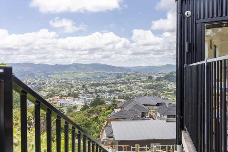 Photo of property in 9 Topsail Way, Whitby, Porirua, 5024