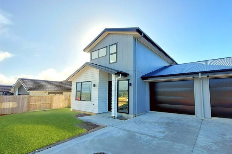 Photo of property in 2u2 Jennian Avenue, Rototuna North, Hamilton, 3281