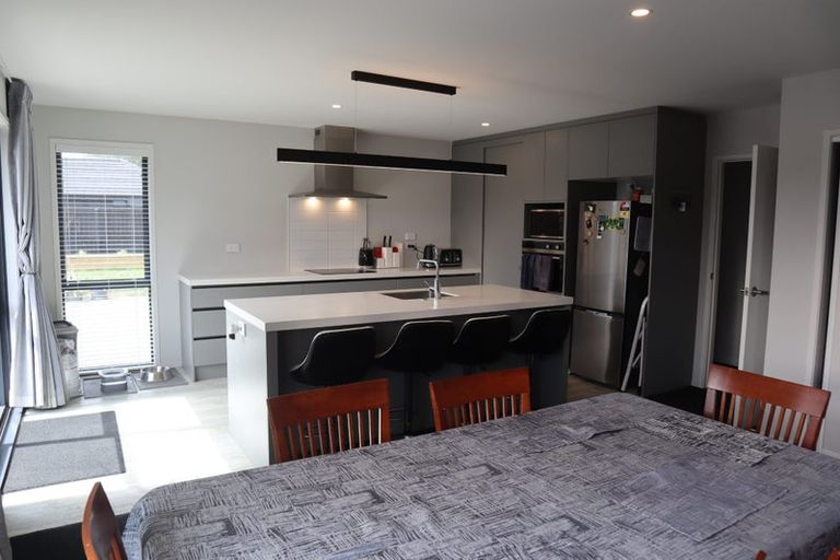 Photo of property in 11 Sweeney Street, Marshland, Christchurch, 8083